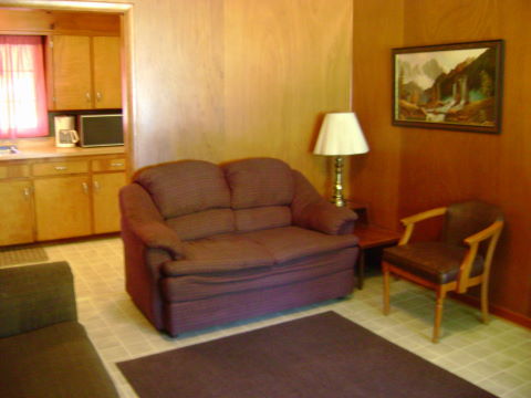 livingroom.jpg